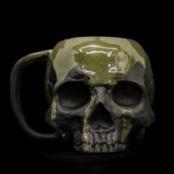 MISFIT SPRING SKULL